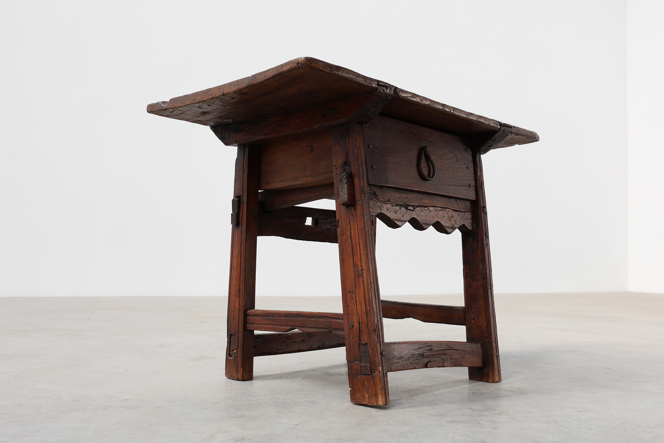 Spanish 17th Century oak side table with drawer in Wabi Sabi stylethumbnail